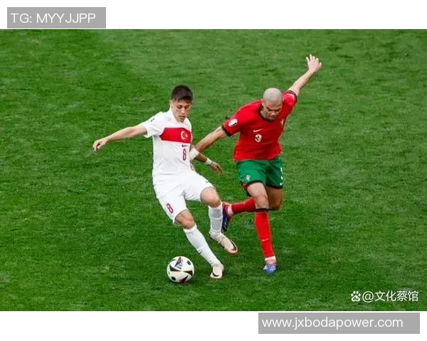 足球明星的血统交融白人与黑人在绿茵场上的传奇故事